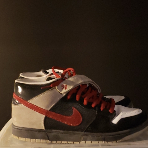 nike sb november rain